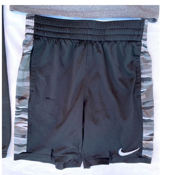 Bundle of Boy Ralph Lauren Polo‎ Chino Shorts UA Sweats Classic Fit Kids 4/4T - Picture 6 of 13